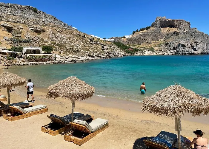 Rhodes Traditional With Private Garden Holiday home *