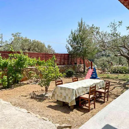 Rhodes Traditional With Private Garden Holiday home