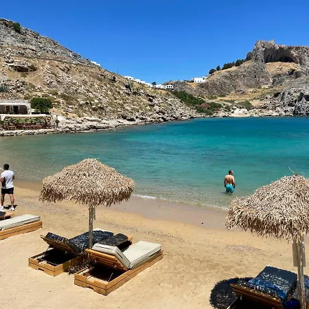 Rhodes Traditional With Private Garden Nyaraló *