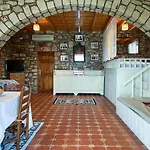 Rhodes Traditional With Private Garden Casa vacanze *