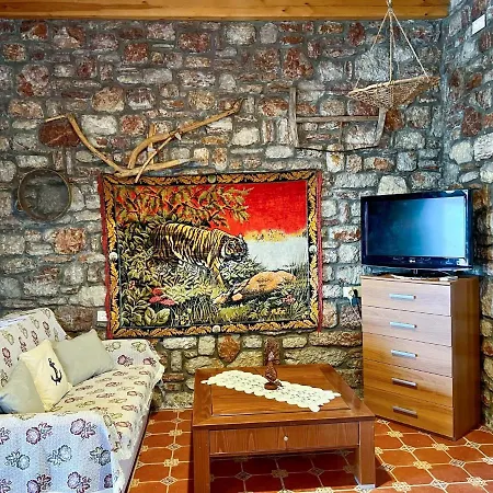 Rhodes Traditional With Private Garden Archangelos (Rhodes)